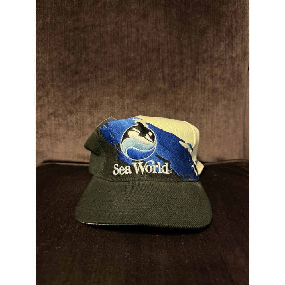 NEW RARE Vintage 90S Seaworld Shamu Splash Hat Logo Athletic Wool Blend SnapBack